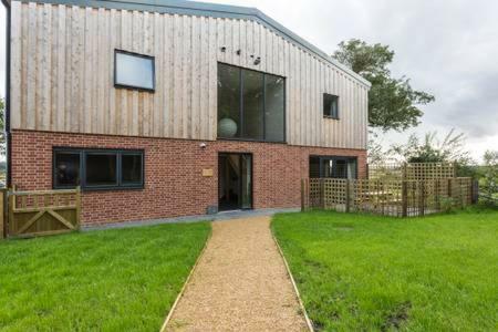オーバートンOak & Hazel, Heath Row Barnアパートメント エクステリア 写真